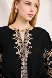 BLUSA MAO CENEFAS - NEGRO
