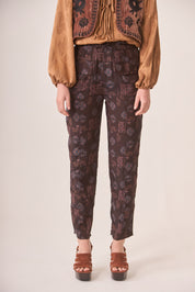 PANTALÓN CARGO ESTAMPADO - CHOCOLATE