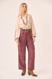 PANTALÓN ANCHO CARGO - BURGUNDY