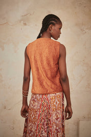 VEST WITH POCKETS - BRICK