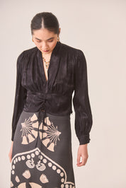 BLUSA JACQUARD CINTURA CON FRUNCIDO - BLACK