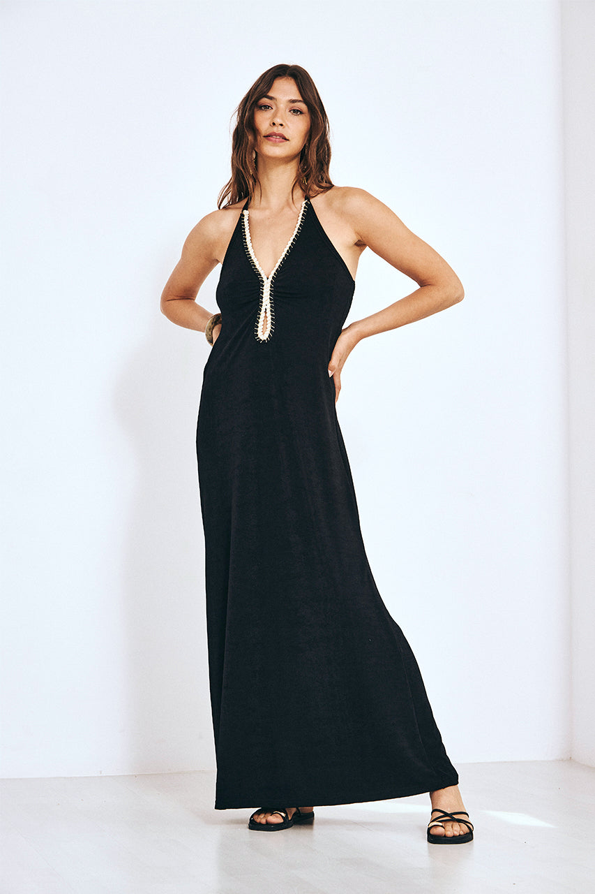 VESTIDO HALTER LARGO DE PUNTO CON TRENZA EN ESCOTE - NEGRO