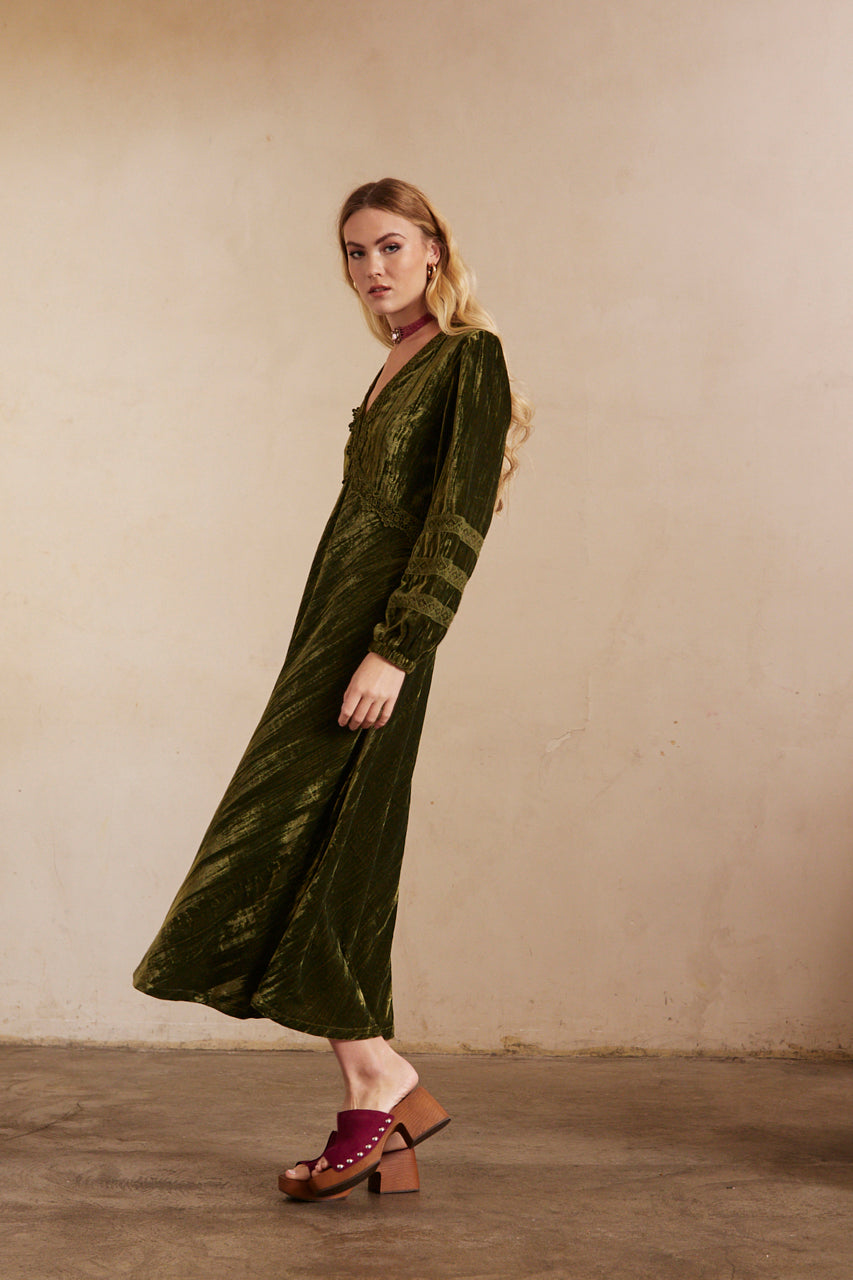 Long-sleeved long dress with matching lace - Khaki
