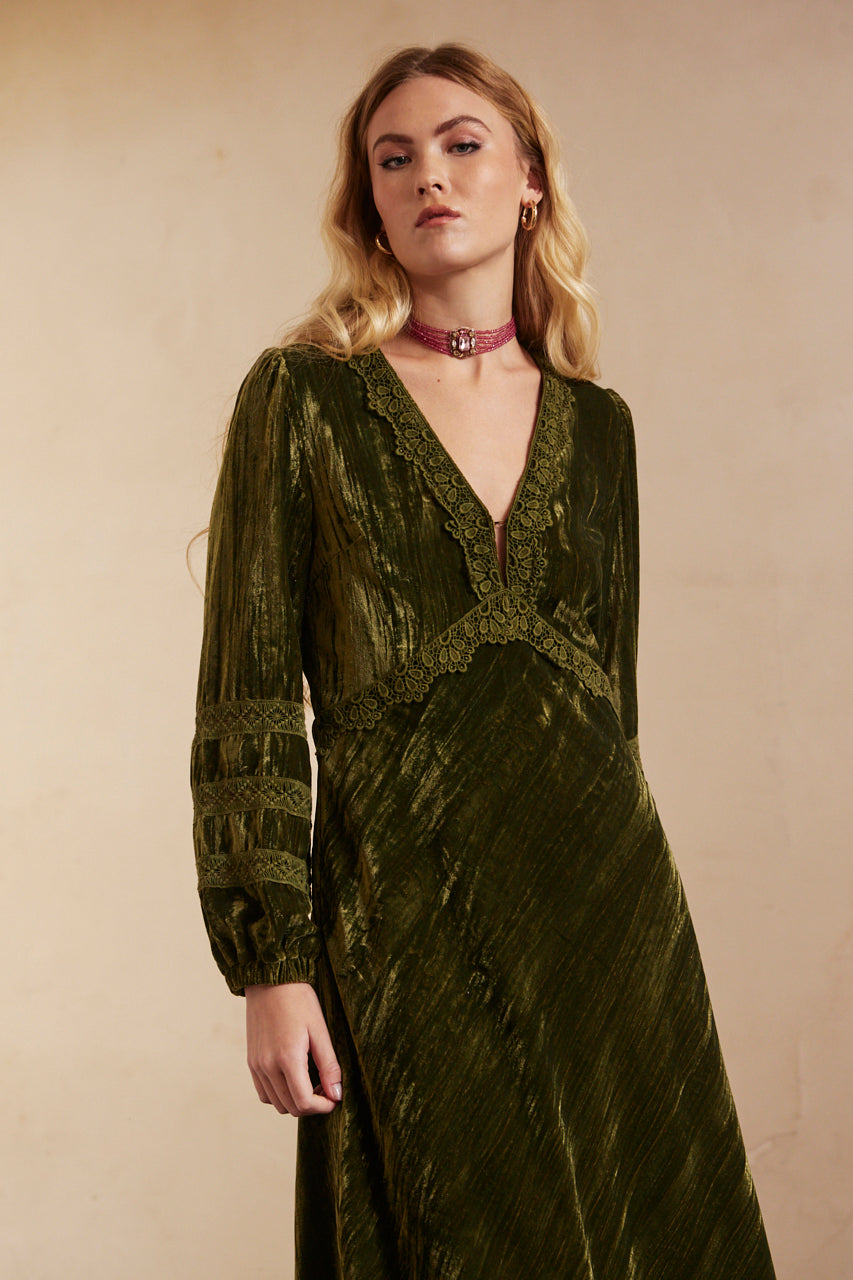 Long-sleeved long dress with matching lace - Khaki