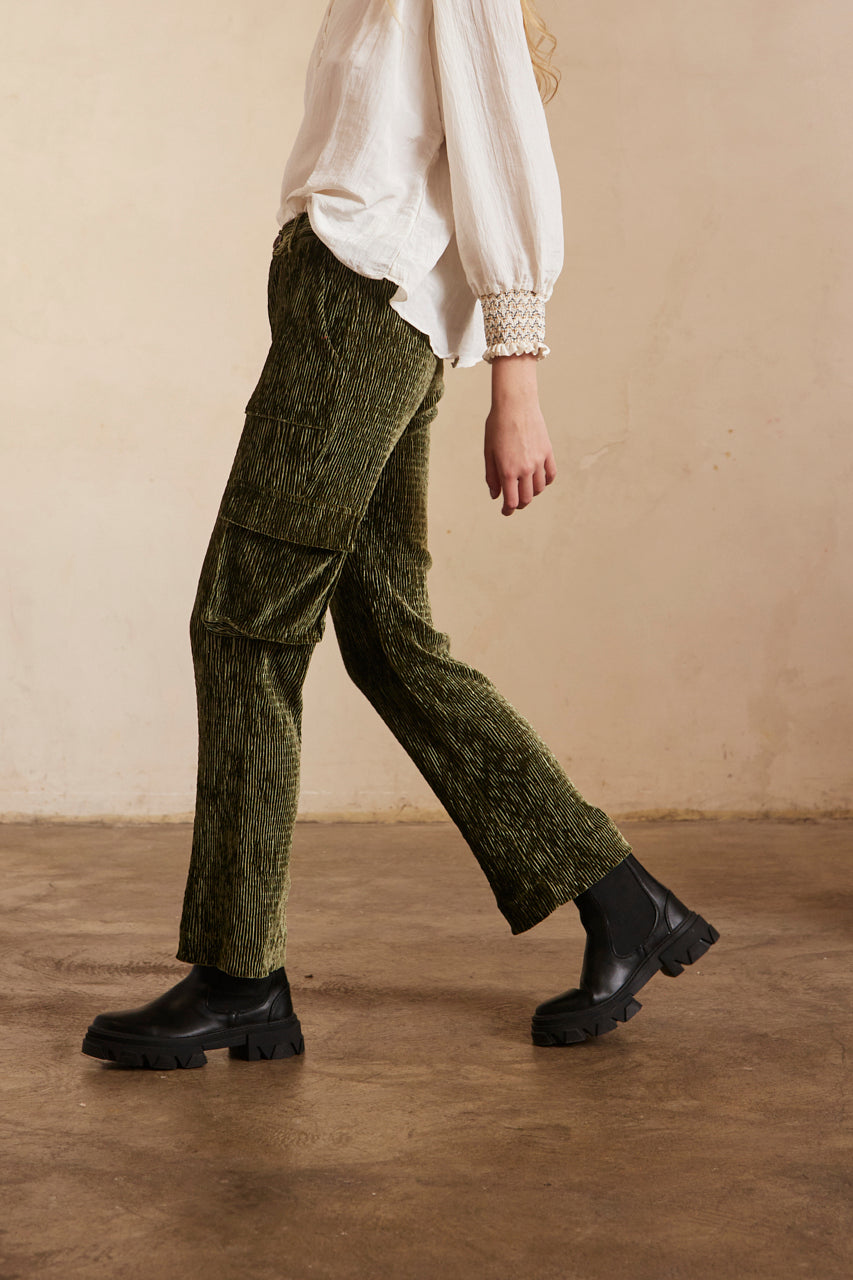 STRAIGHT FIT CARGO PANTS IN VELVET - KHAKI