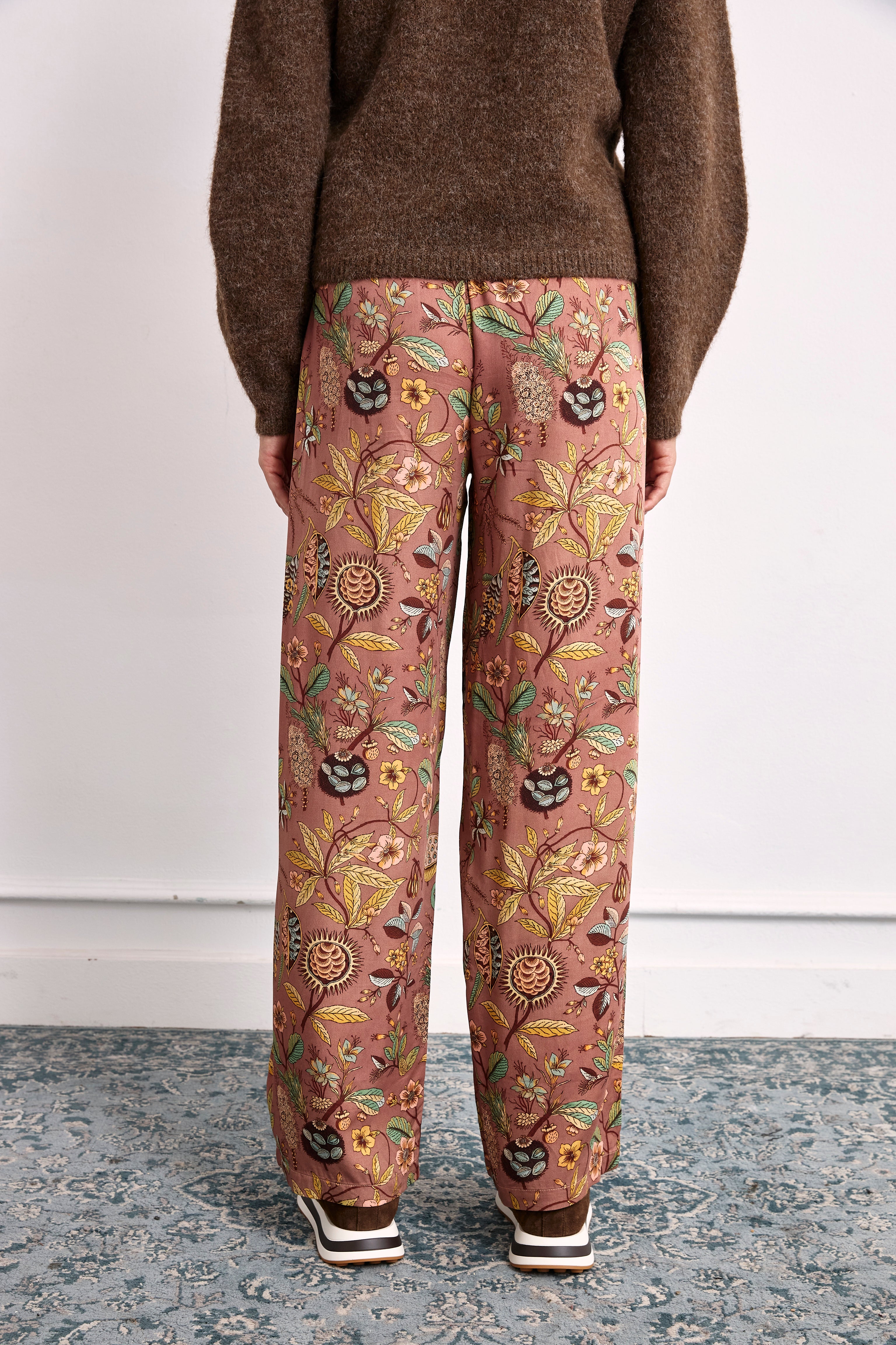 PANTALÓN ESTAMPADO MULTICOLOR - ROSA