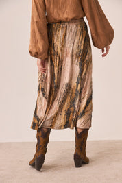 FALDA ESTAMPADO MARMOLEADO - CAMEL