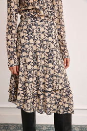 FALDA ASIMÉTRICA ESTAMPADA - NEGRO