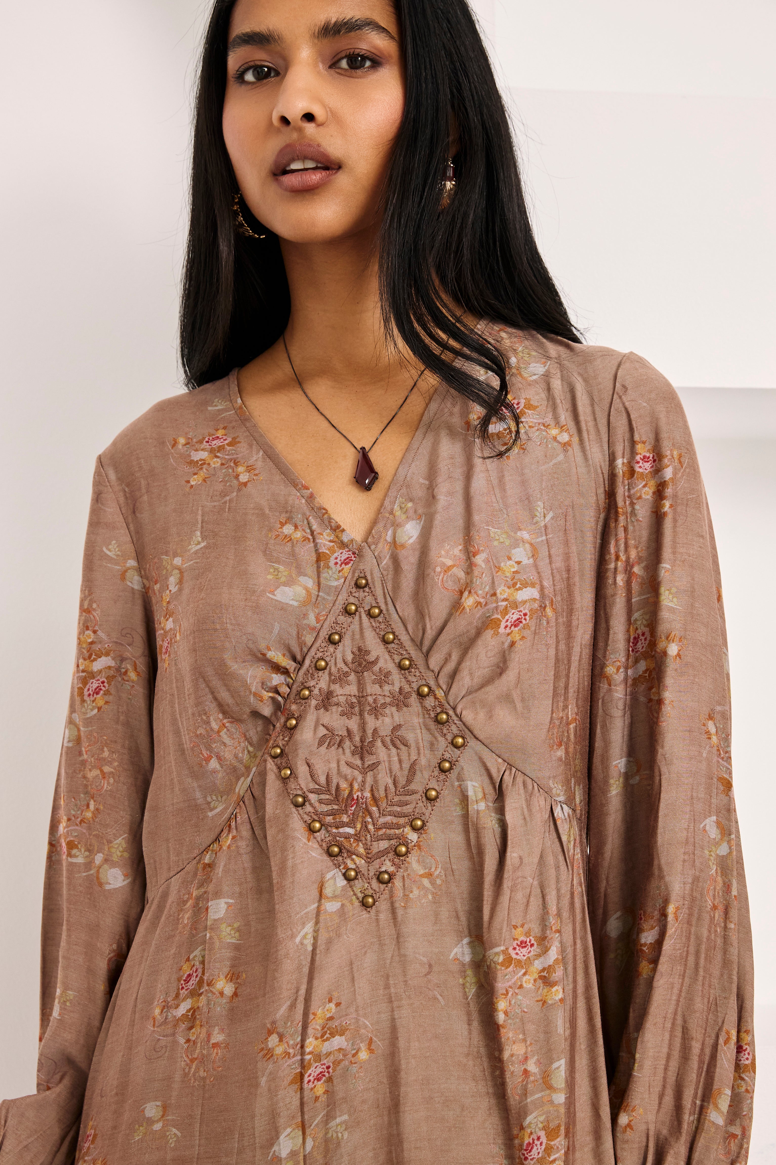 NI.SAHAR-000074_5.jpg