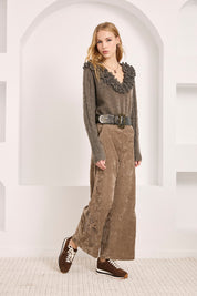 PANTALÓN TERCIOPELO BORDADO CUT OUT - TAUPE