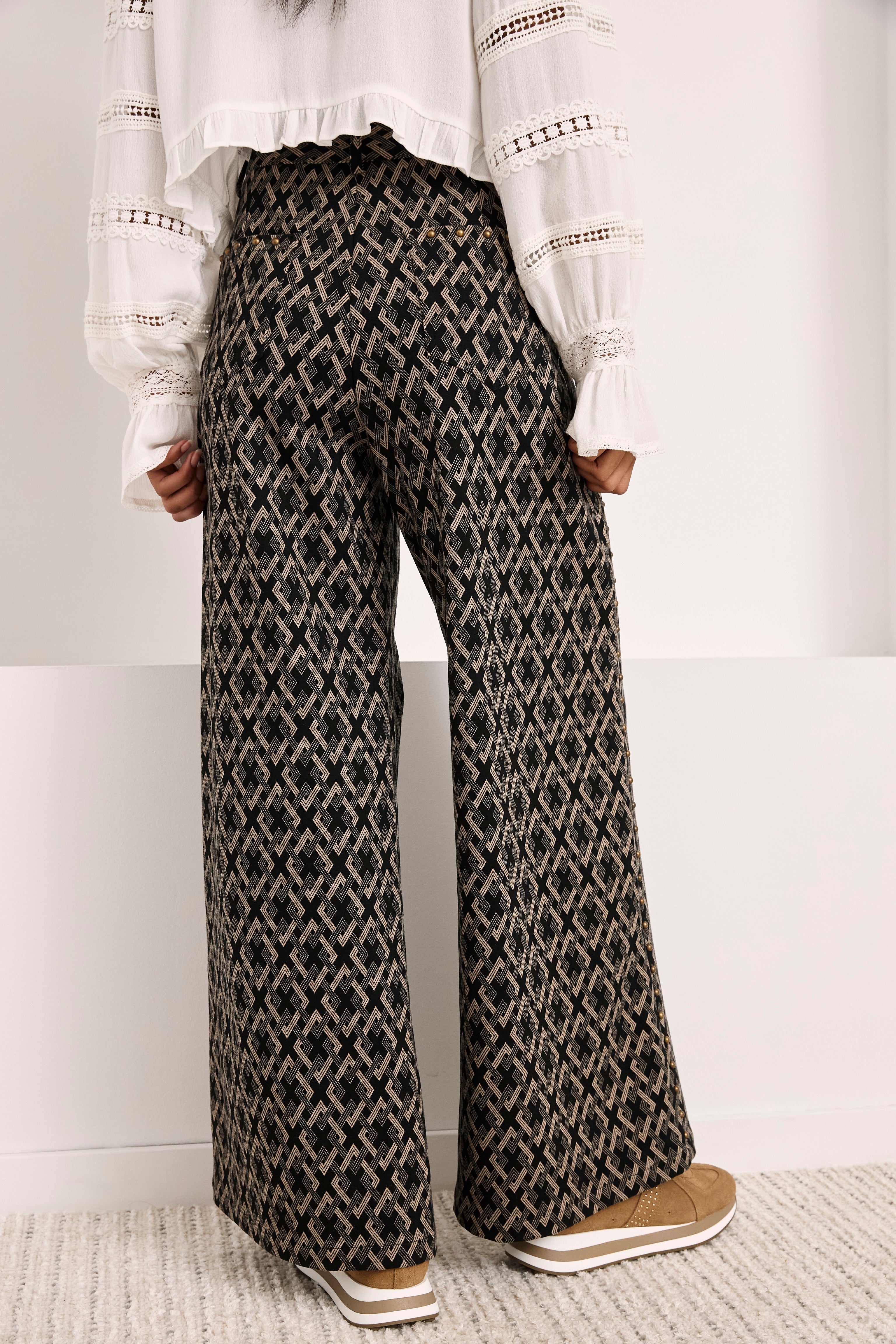 PANTALÓN JACQUARD GEOMÉTRICO - NEGRO