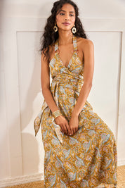 VESTIDO HALTER ESTAMPADO PAISLEY - CAQUI