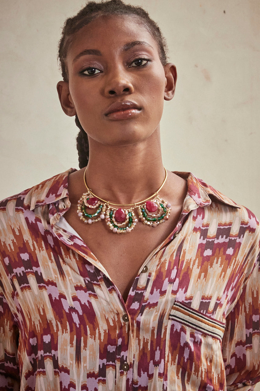 METAL BASE CHOCKER WITH STONES - MAGENTA