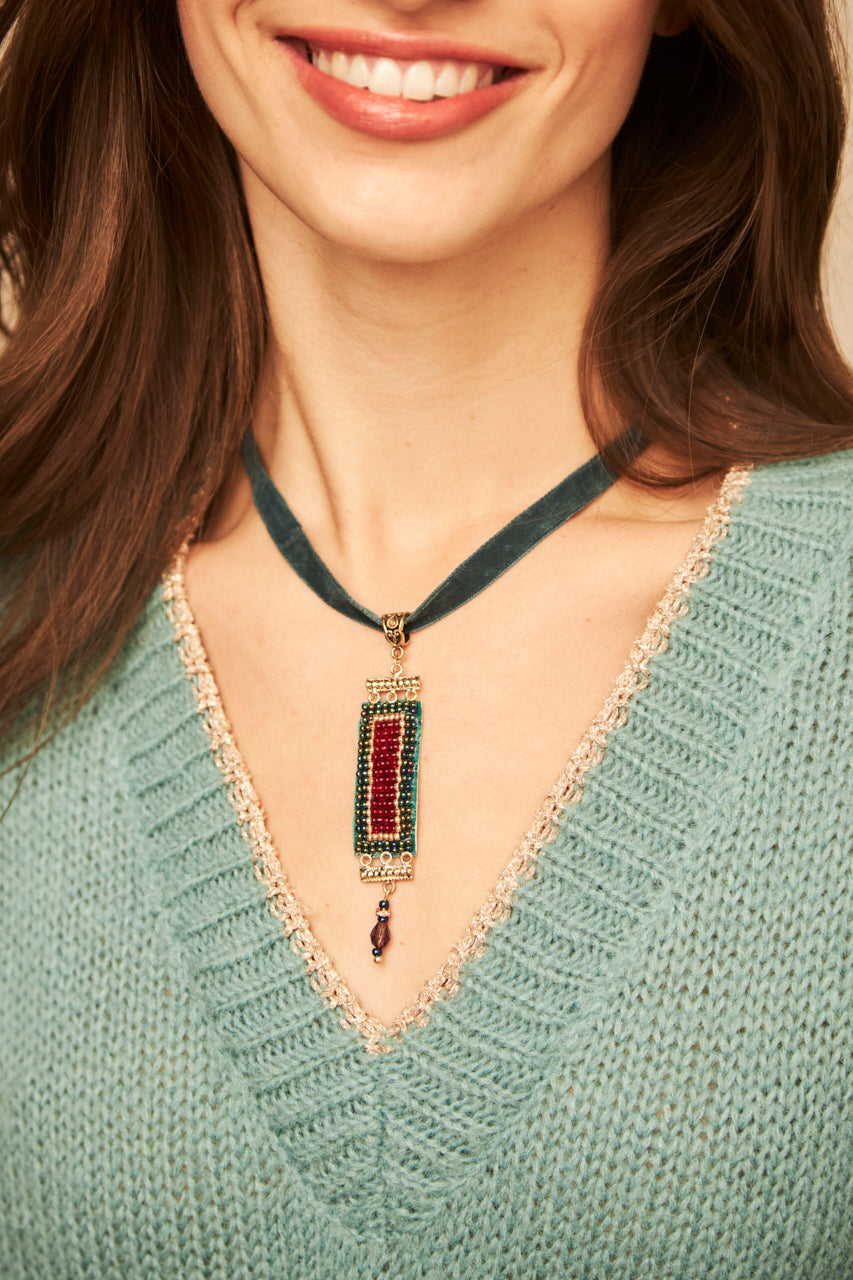 VELVET RIBBON CHOCKER - GREEN