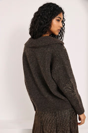 JERSEY CUELLO SOLAPAS - CHOCOLATE