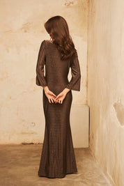 Long-sleeved fitted dress with a ribbon neckline and lurex fabric - bronze