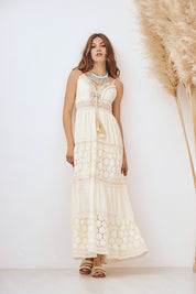 VESTIDO LARGO CON BORDADO Y BLONDAS - CRUDO
