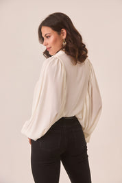BLUSA VAPOROSA MANGA VAMP - IVORY