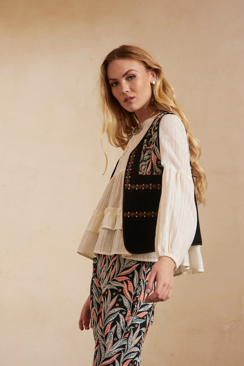 JACQUARD VEST WITH EMBROIDERED RIBBONS - BLACK