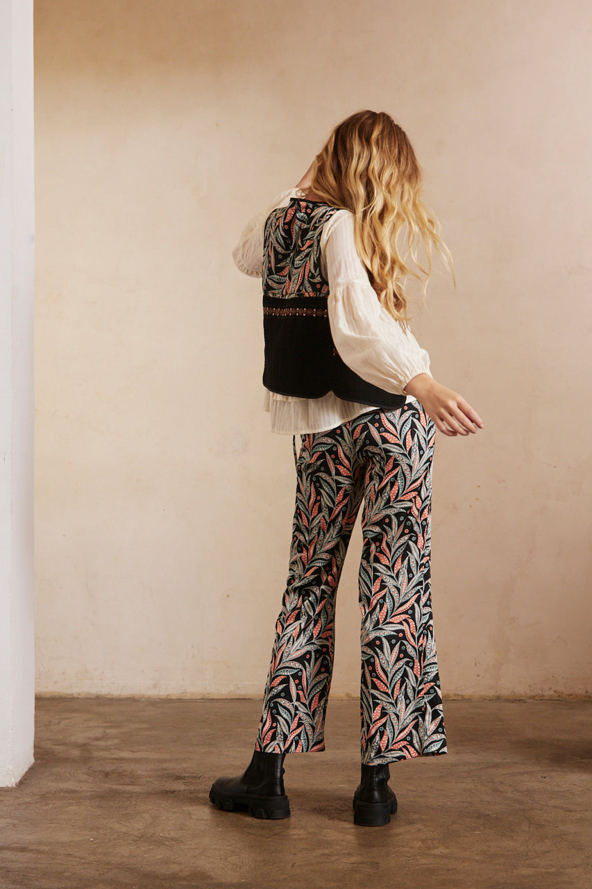 JACQUARD VEST WITH EMBROIDERED RIBBONS - BLACK