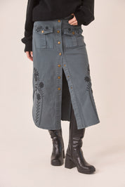 FALDA DENIM BORDADO FLORAL - BLUE