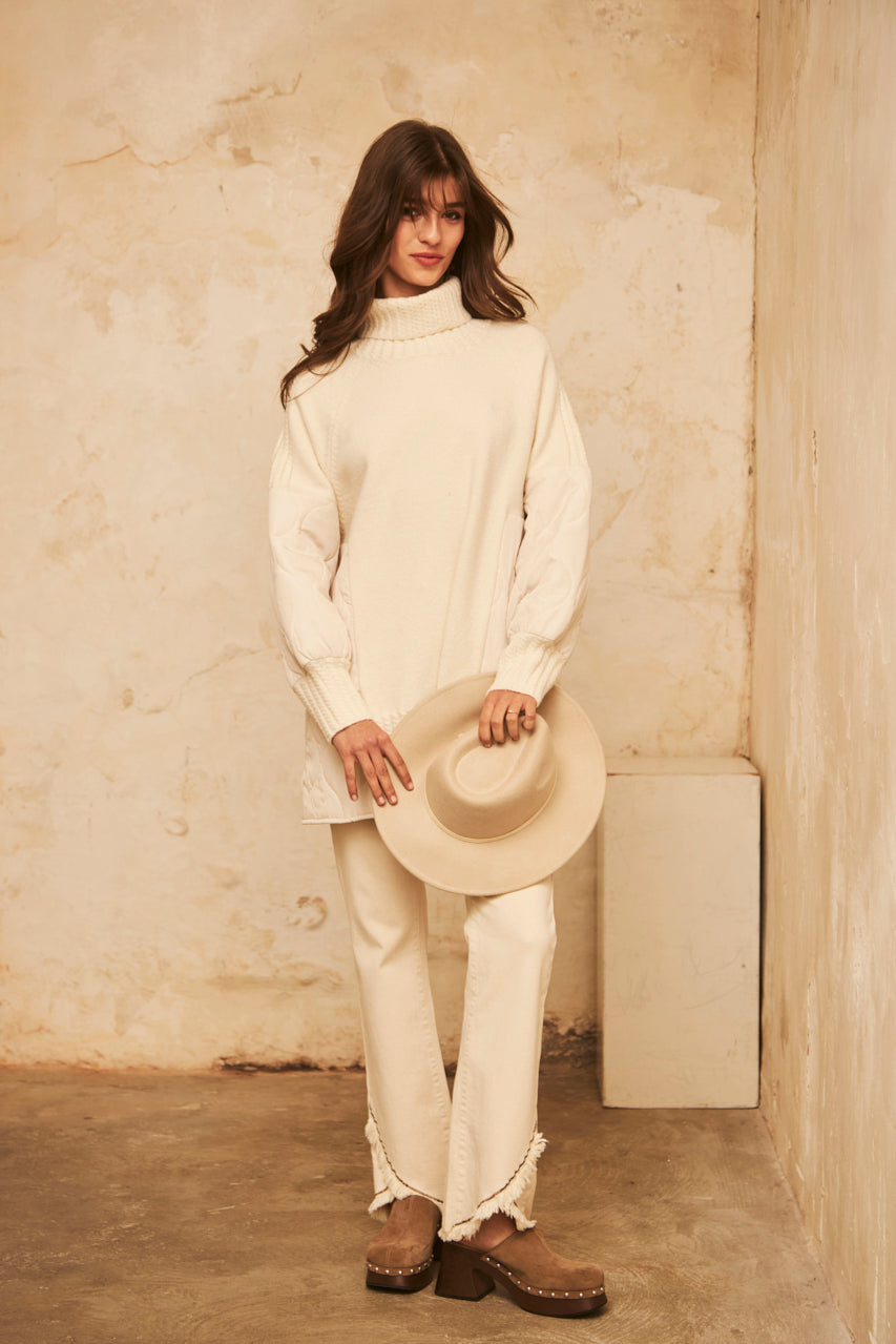 SU.EYRA_000029_2.jpg