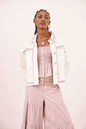 CHAQUETA DENIM BORDADO CONTRASTE - BLANCO