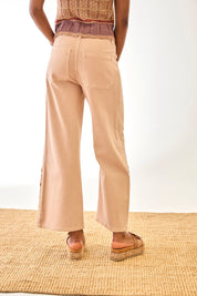 LOW-RISE OPEN-ENDED JEANS - PINK