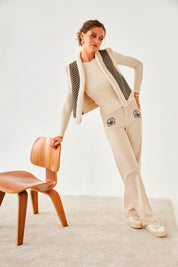 JEANS DETALLE DE FLOR - IVORY
