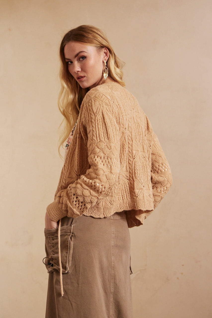 TS.ANELA_000086_3.jpg