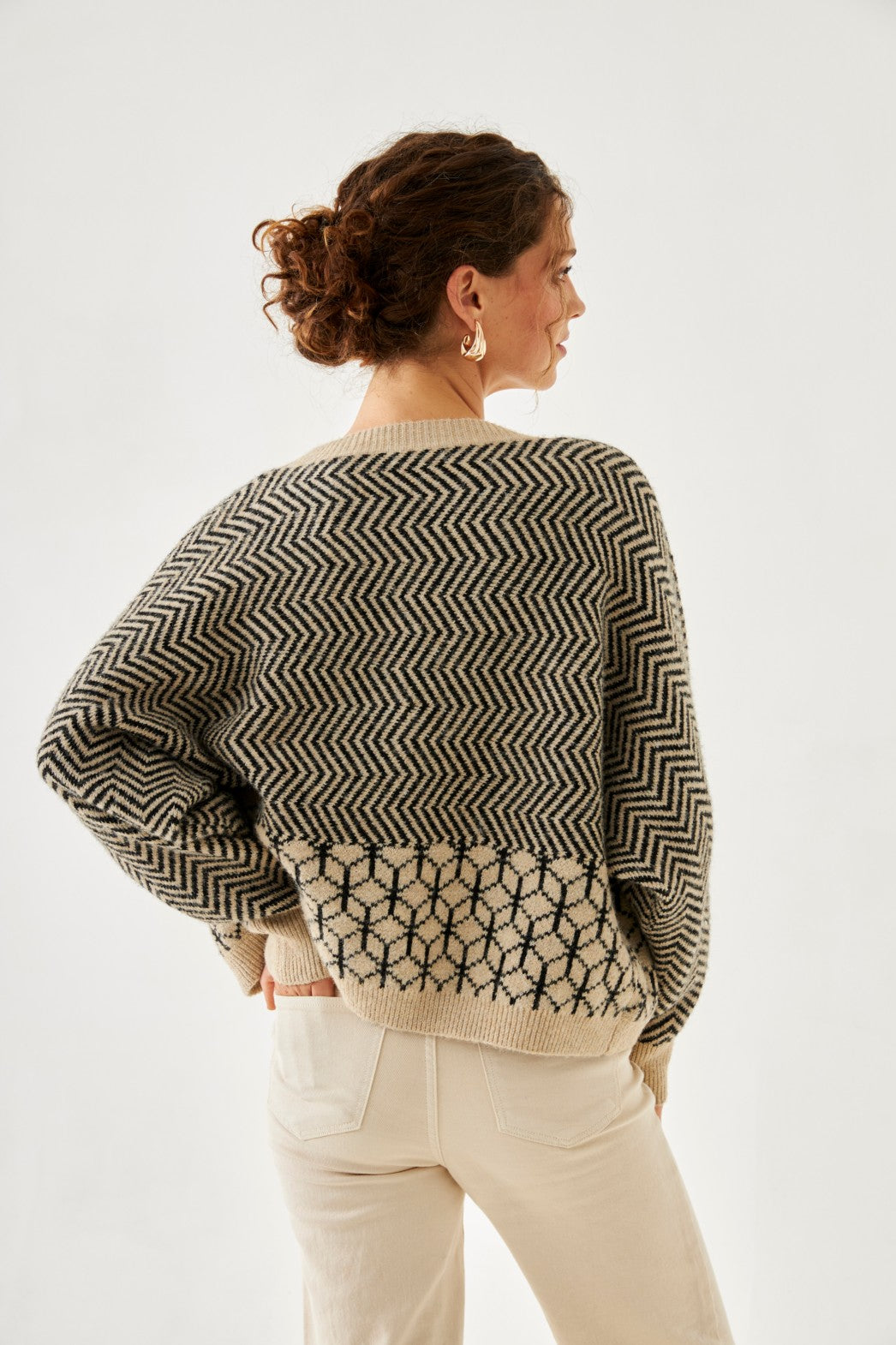 CÁRDIGAN JACQUARD GEOMÉTRICO - BLACK