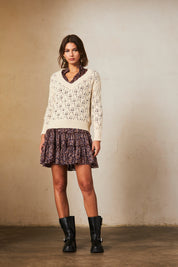 Long-sleeved V-neck sweater with openwork - ivory