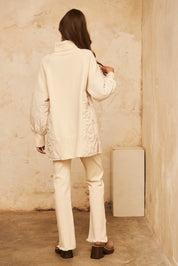 JERSEY OVERSIZE MANGA LARGA CUELLO CISNE COMBINADO CON TEJIDO ACOLCHADO - IVORY