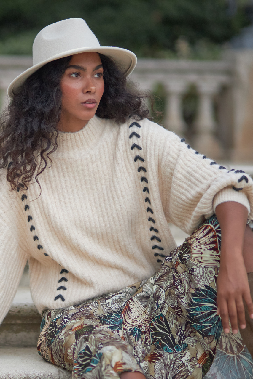 JERSEY ACANALADO COSTURAS CONTRASTE- IVORY