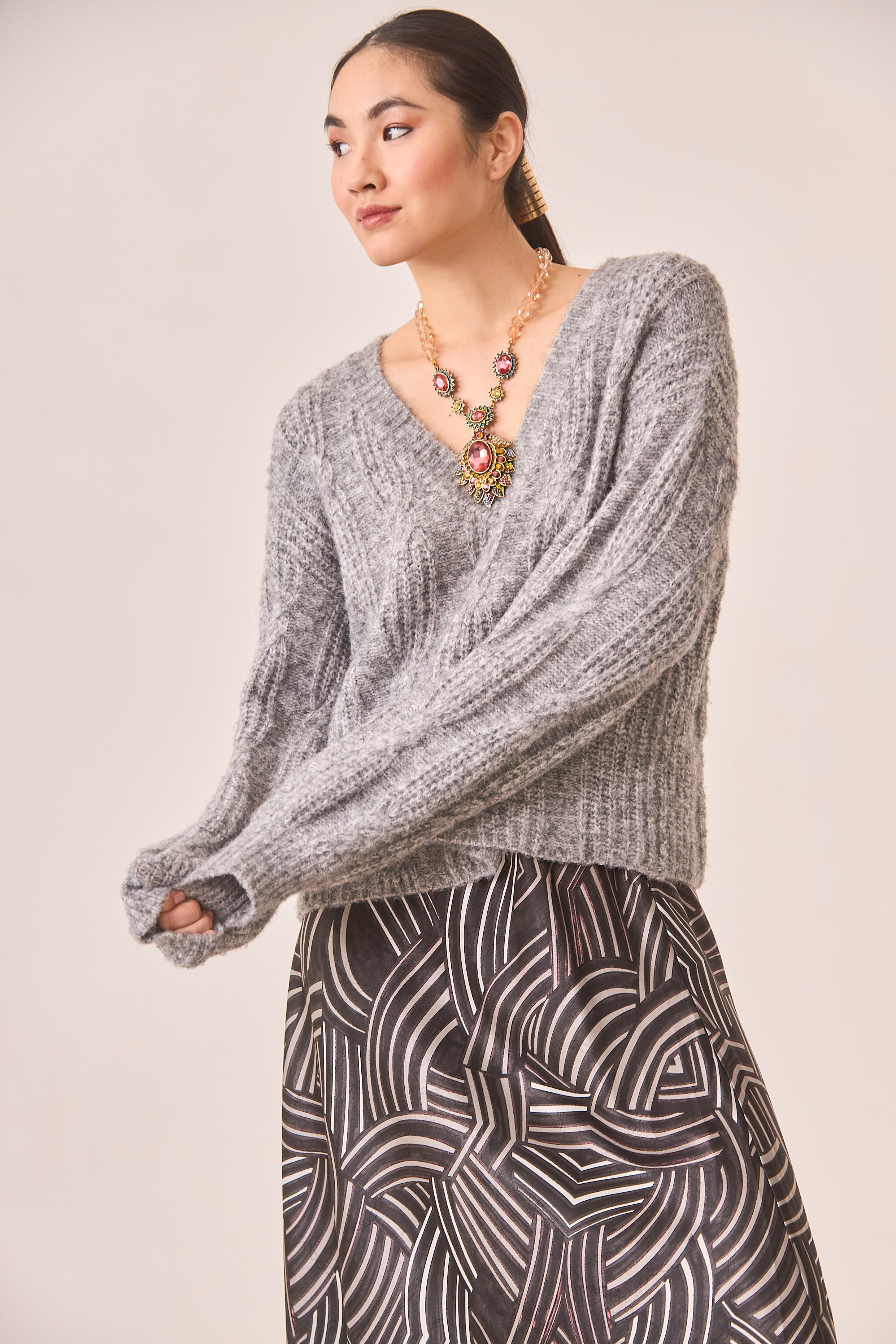 TS.HOWLI_000012_2.jpg