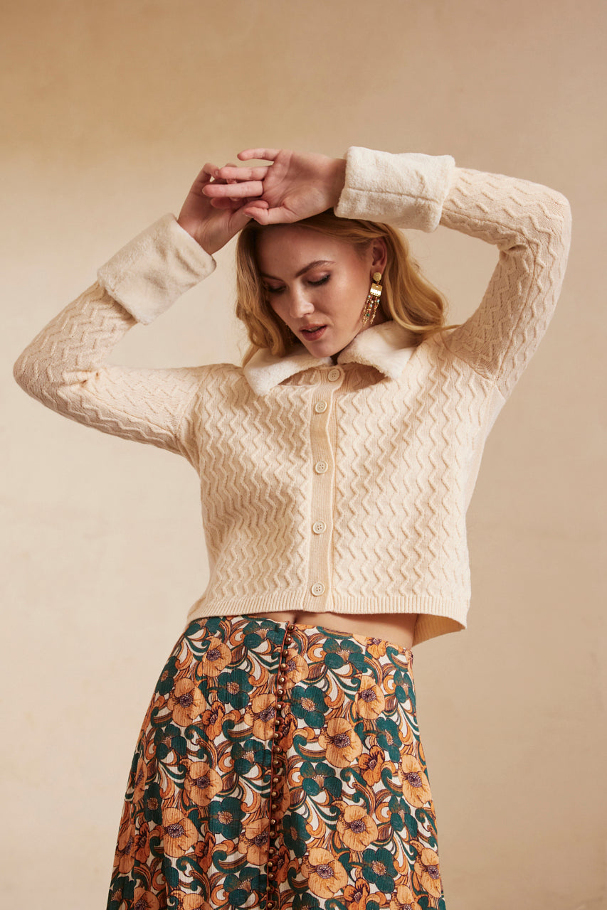 CARDIGAN MANGA LARGA CON PELO EN EL CUELLO - IVORY