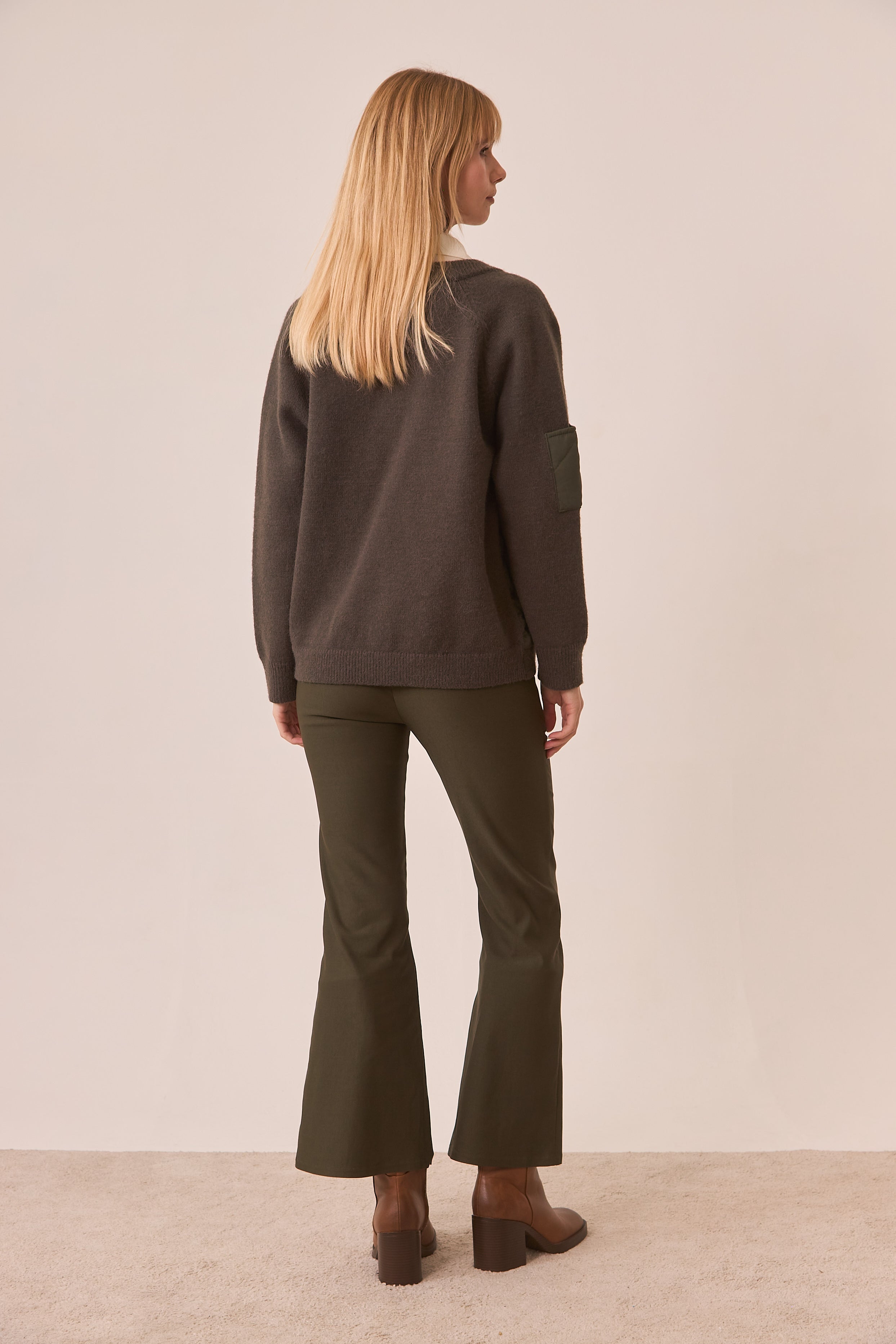 TS.KYANITA_000020_6.jpg