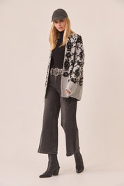 CÁRDIGAN  JACQUARD FLORES - GREY