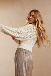 JERSEY CROPED MANGA LARGA CON CALADOS - IVORY