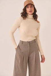 JERSEY CUELLO ALTO CUT OUT  - IVORY
