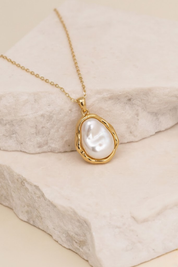 COLGANTE PERLA BARROCA - BLANCO