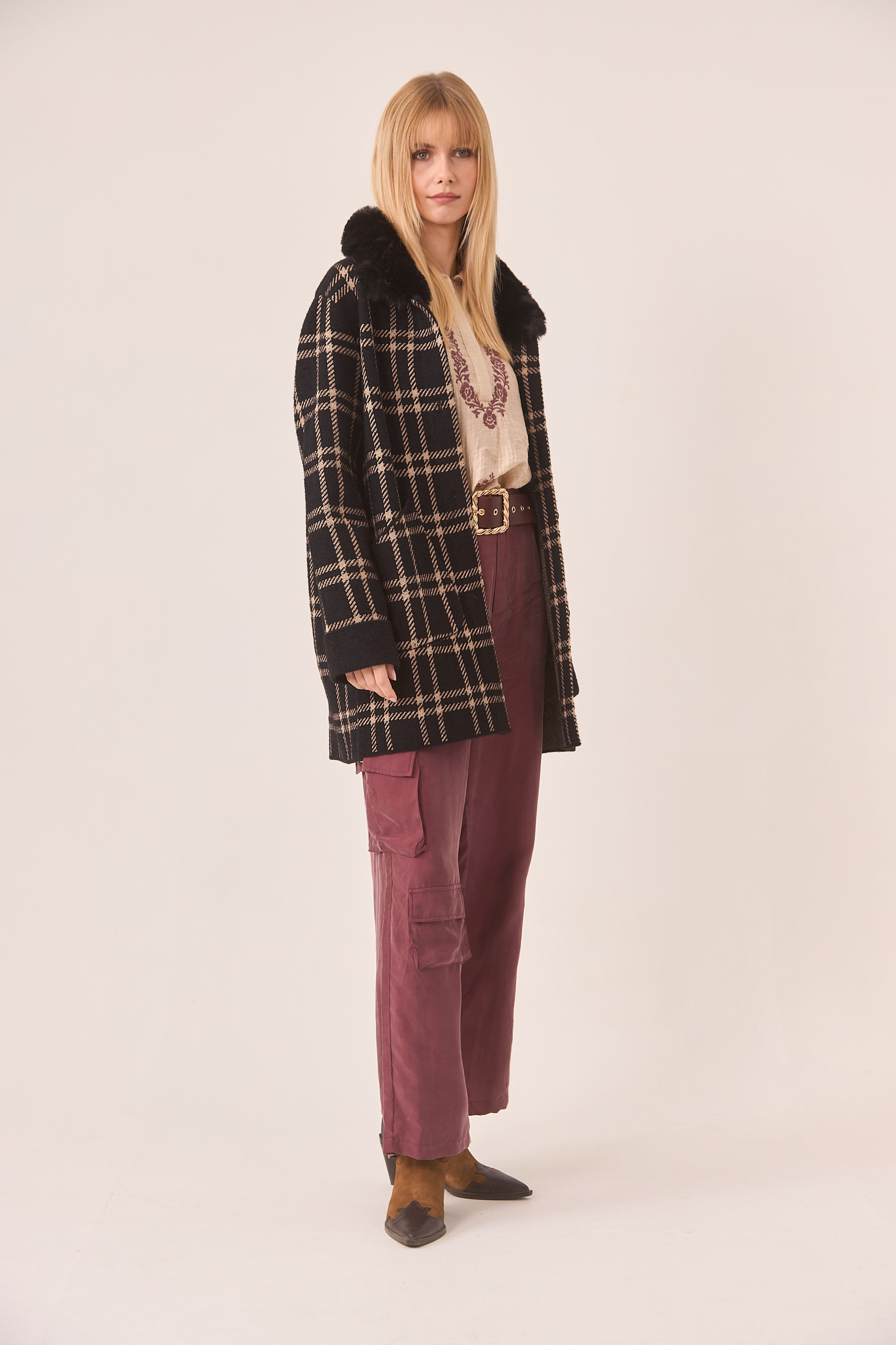 YL.CLARKIA_000013_1_6df634e3-21ee-456d-b539-88101e973bb1.jpg