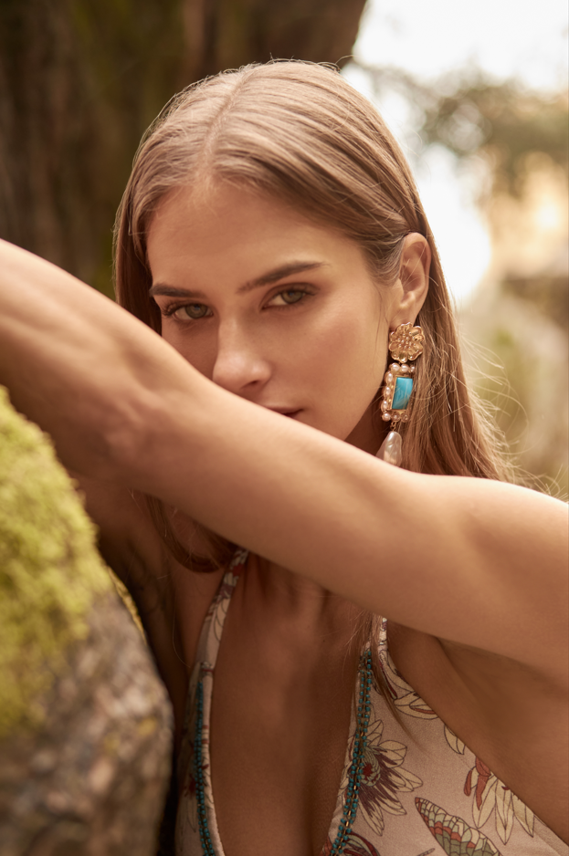 LONG PEARL AND FLOWER EARRINGS - BLUE