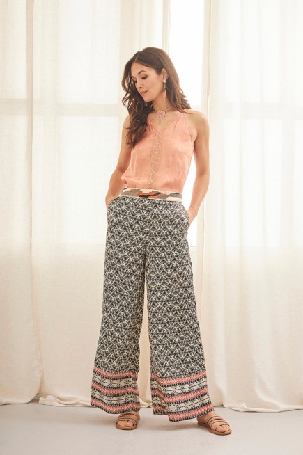 WIDE LEG PRINTED TROUSERS