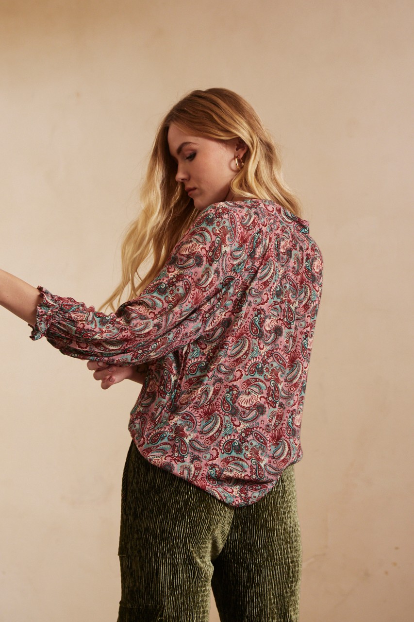 BLUSA ESTAMPADO PAISLEY 4