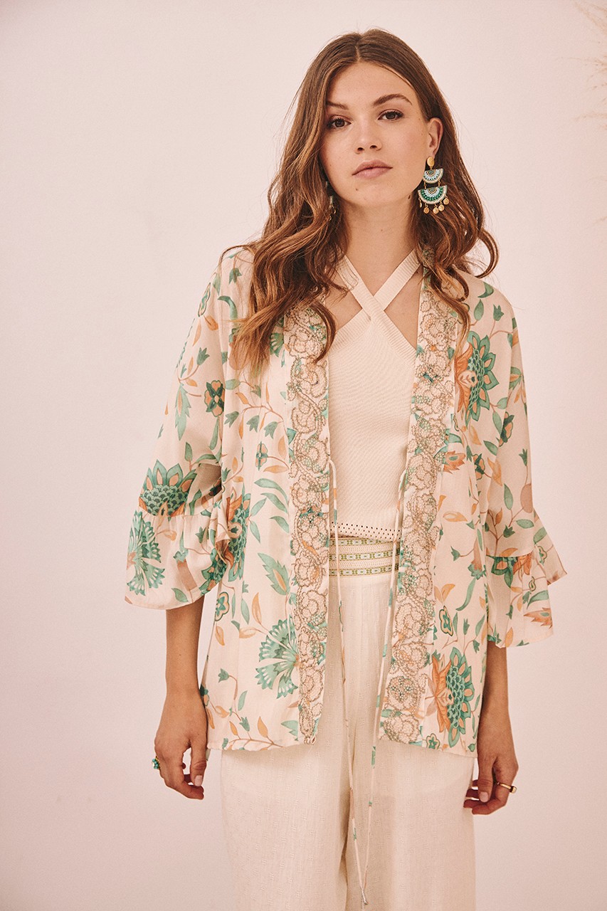 KIMONO ESTAMPADO BORDADO 3