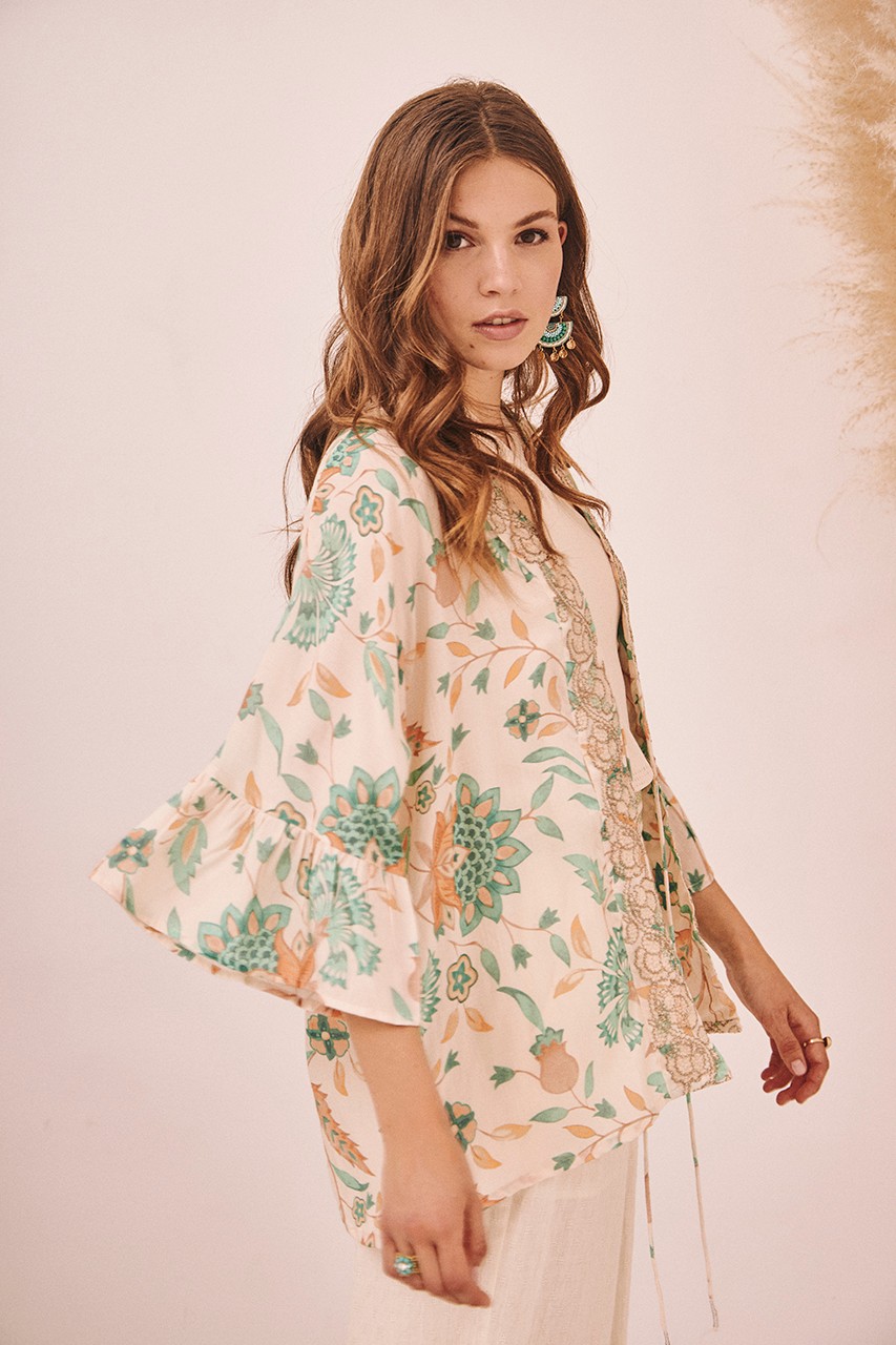 KIMONO ESTAMPADO BORDADO 4