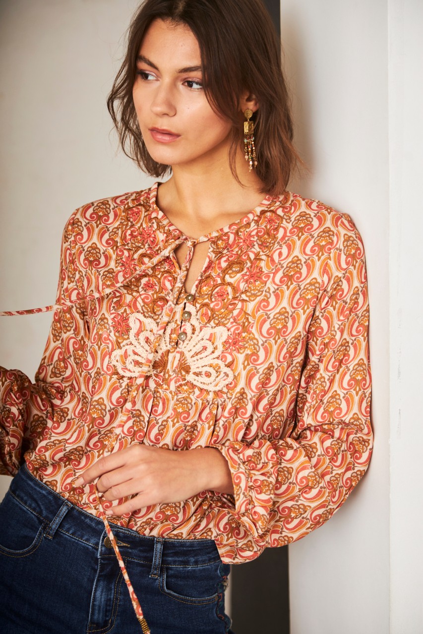 EMBROIDERED PRINT BLOUSE 4