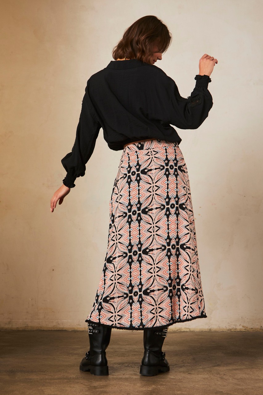 GEOMETRIC MIDI SKIRT 3