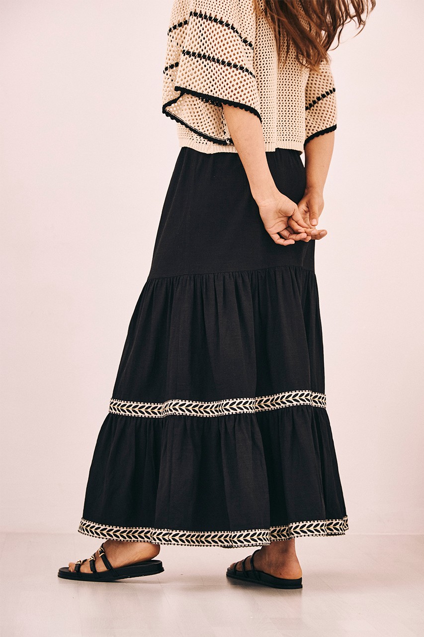 LONG SKIRT RUFFLES